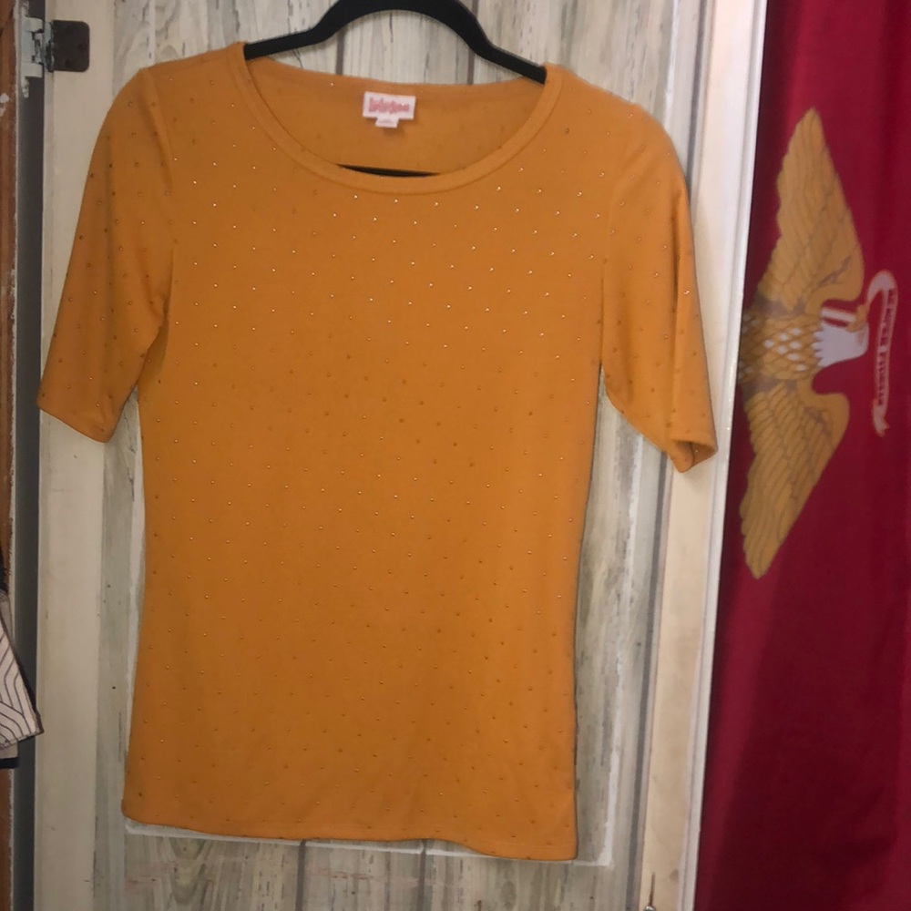 LuLaRoe Gigi shirt size XS